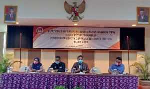 Ketua KPU Kota Cilegon Mengadakan Rapat EValuasi dan Pembubaran Badan AD HOCK( PPS)