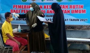 Dinkes dan Dishub Takalar Lakukan Pemeriksaan Kesehatan Bagi Sopir Angkum