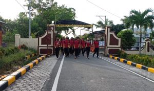 Kapolres Bangka Barat Ajak Anggotanya Jaga Kebugaran Dengan Joging Bersama