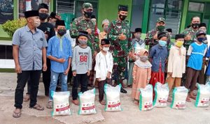 Ramadhan Penuh Berkah, Koramil 2306/Mancak Adakan Santunan Anak Yatim Piatu dan Santri