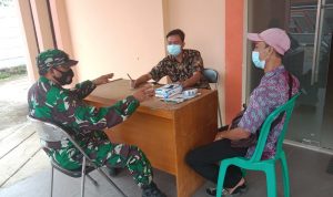 Anggota Koramil 2307/Ciwandan Giat Komensos, Wajib Gunakan Masker