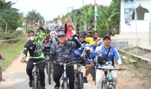 Jaga dan Tingkatkan Imun Tubuh, Danramil Way Bungur Dampingi Wabup Gowes