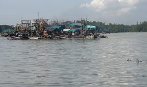 Nelayan Kesal terhadap Maraknya Aktivitas Ponton Isap di Pulau Kianak dan Mengkubung