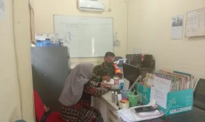 Babinsa Koramil 2304/Anyar Giat Puan Ter Pendataan Jumlah Vaksinasi