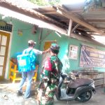 Anggota Koramil 2307/Ciwandan Giat Karbak Penyemprotan Cairan Disinfektan