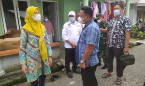 Danramil 413-09/Pangkalan Baru Bersama Camat Pangkalan Baru Mendampingi Istri Bupati Bateng