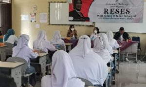 Keinginan untuk Majukan Dunia Pendidikan di Prov Babel, Evi Junita Ungkapkan Didepan Guru dan Siswa SMAN 1 Pangkalanbaru