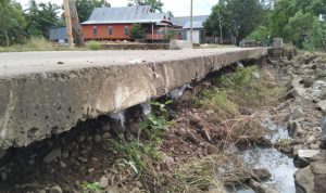 Dampak Banjir, Tanggul Penahan Jalan Alluka Lentu Jeneponto Butuh Perhatian Pemerintah