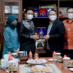 Kabupaten Barru di Ganjar  Penghargaan UHC dari BPJS Kesehatan