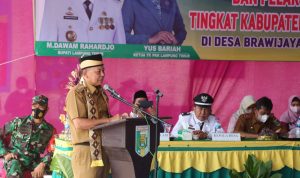 Bupati Dawam Buka Acara Lomba Desa di Kecamatan Sekampung Udik