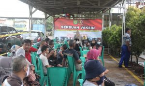 Kodim 0623/Cilegon Bersama PT SWB Gelar Vaksinasi Booster