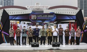 PLN Dukung Toyota Kembangkan Kendaraan Listrik di Indonesia