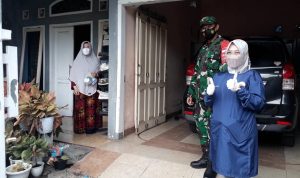 Anggota Koramil 2307/Ciwandan Giat Puan Ter Pendataan Jumlah Terkonfirmasi Covid 19