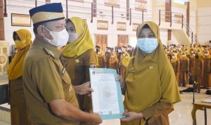 Bupati Dawam Memberikan Sambutan dan Serahkan Sk CPNS Formasi 2021