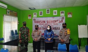 Sinergi TNI Polri, Babinsa Kawal Vaksin Serentak Peringatan HUT Bhayangkara ke-76