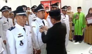 Lantik Kades Terpilih, Bupati Pasangkayu: Bekerjalah Sepenuh Hati Melayani Warga