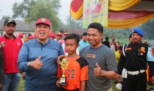 Azwar Hadi Wabup Lamtim Hadiri Penutupan Festival Forsgi ke 1 U10-12 