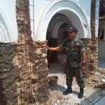 Babinsa Koramil 2304/Anyar, Giat Karbak Perehaban Masjid