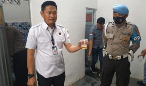 Komitmen Berantas Narkoba,Polres Maros Mendadak Tes Urine Pejabat Utama Dan Personil Lapangan