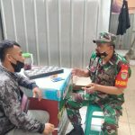 Babinsa Koramil 2301/Cilegon, Giat Komsos Membahas Vaksin Booster