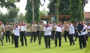 Senam Bersama Kuatkan Sinergitas TNI-Polri di Lampung Timur