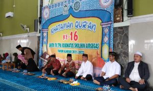 Hadiri Khataman Qur’an, Bupati Riza Berharap Santriwan dan Santriwati Menjadi Generasi Penerus Bangsa