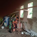 Babinsa Koramil 2302/Bojonegara, Giat Pembuatan Rumah Warga