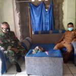 Babinsa Koramil 2305/Cinangka Giat Komsos Dalam Rangka Kamtibmas