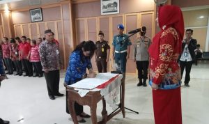 Ini Pesan Debby kepada 4 Pejabat Eselon III dan IV UPT RSUD Kriopanting yang Baru Dilantik