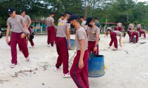 Siswa SPN Polda Babel Gelar Aksi Bersih-bersih Pantai, Di Pantai Kelisut Toboali