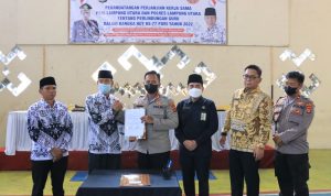 Penandatanganan perjanjian kerja sama PGRI Lampung Utara dan Polres Lampung Utara