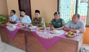 Hadiri Lokmin, Babinsa Koramil Jabung “Mari Bersama Lawan Stunting”