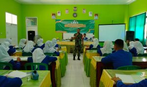 Serka Adam Bekali Materi LDKS Siswa SMAN 2 Sekampung