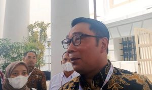 Komentari Unggahan di Akun Instagram Ridwan Kamil, Guru Cirebon di Pecat