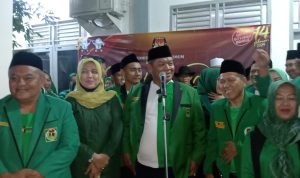 Ketua DPC PPP Kota Cilegon H. Sahroji, SH beserta Bacaleg PPP Kota Cilegon Laksanakan Pendaftaran Ke KPU Cilegon