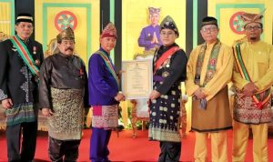 Kesultanan Palembang Darussalam, Anugerahi Bupati Bangka Gelar Kebangsawan Drajah Paduka Seri Mahkota