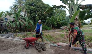 Babinsa Koramil 2304/Anyer, Giat Karbak Pembersihan Jalan