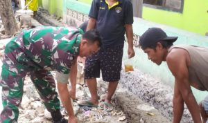 Babinsa Koramil 2301/Cilegon, Karbak Giat Perehaban Mushola