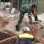 Babinsa Koramil 2302/Bojonegara, Karbak Gotong Royong Bersama Masyarakat