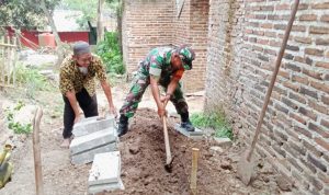 Babinsa Koramil 2304/Anyer, Karbak Pemadangan Hebel