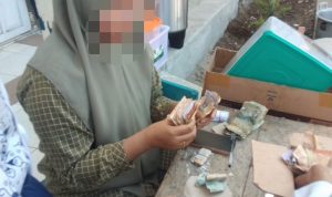 Gawat.. Kepsek dan Guru SMPN 2 Galesong di Duga Pungli dan Memanfaatkan Jabatan nya dengan berdagang disekolah