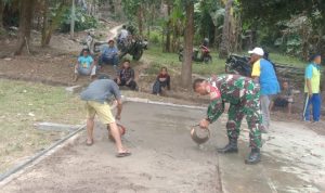 Babinsa Koramil 2307/Ciwandan, Karbak Pembangunan Lapangan Voli