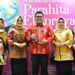 Pj Bupati Bangka Terima Penganugerahan Parahita Ekapraya 2023 dari Menteri PPPA RI