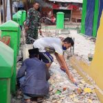 Babinsa Koramil 2304/Anyer, Karbak Pembersihan Masjid