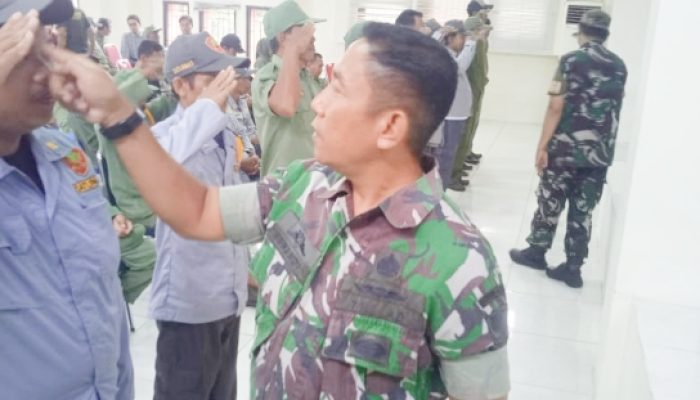 Babinsa Koramil 2301/Cilegon, Bintahwil Memberikan Pelatihan PBB