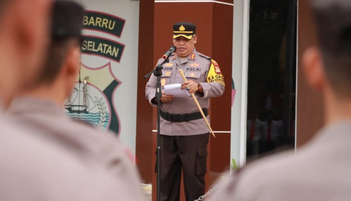 Pimpin Upacara Sertijab, Kapolres Barru Beri Pesan ke Anggotanya