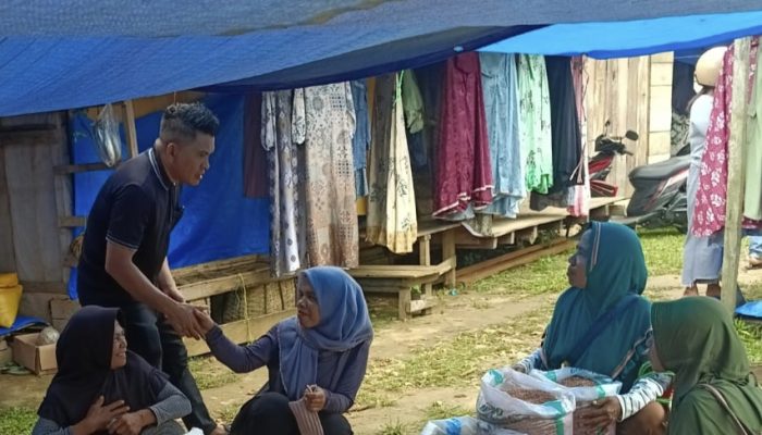 Emak-emak Muna Barat Inginkan Amsar Jadi Bupati – Wa Eho: Dia Baik, Cocok Jadi Pemimpin