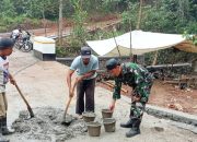 Babinsa Koramil 2305/Cinangka, Karbak Pembuatan TPT