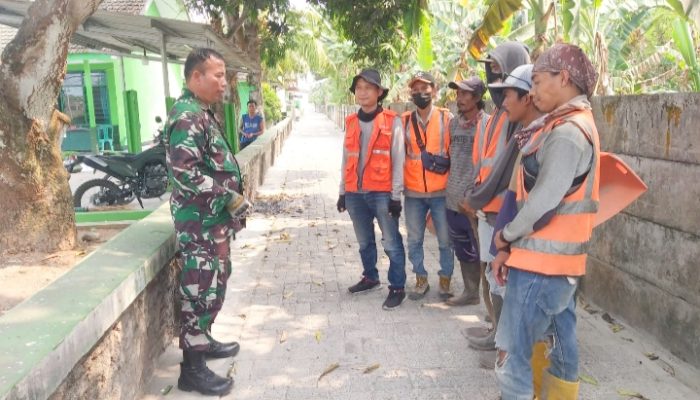 Babinsa Koramil 2304/Anyar, Komsos Membahas Tentang Keselamatan Kerja