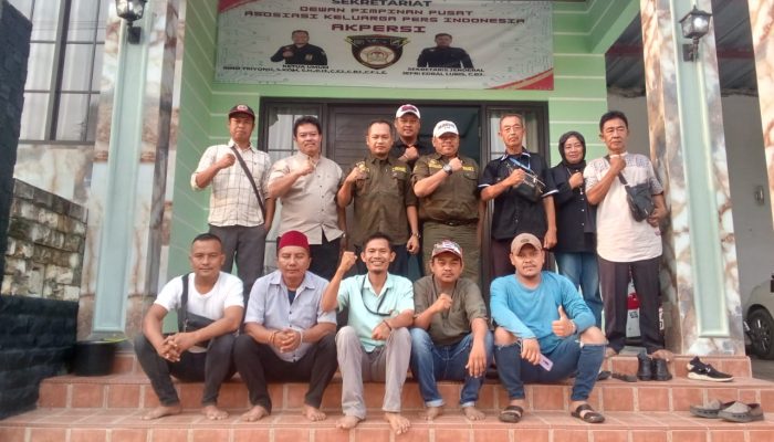 Ketum DPP AKPERSI Berikan Arahan kepada Ketua DPC Kabupaten Bogor dalam Rapat Koordinasi dan Konsolidasi